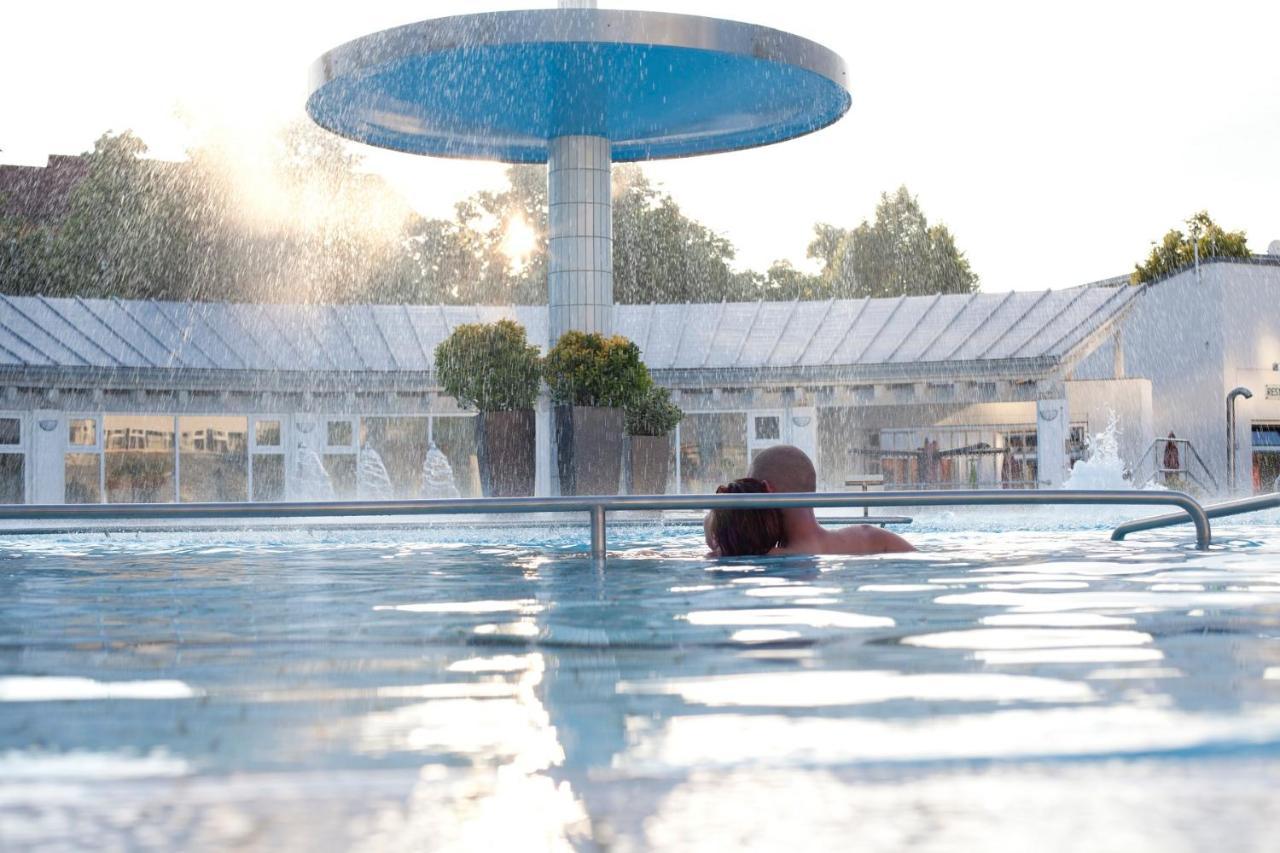 Aqua Blu Hotel Bad Fussing Bagian luar foto
